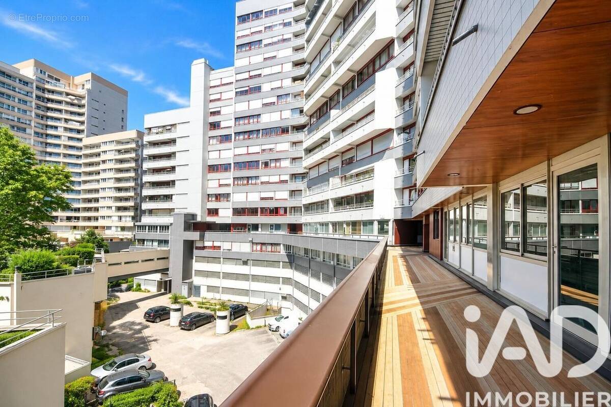 Photo 1 - Appartement à NANTERRE