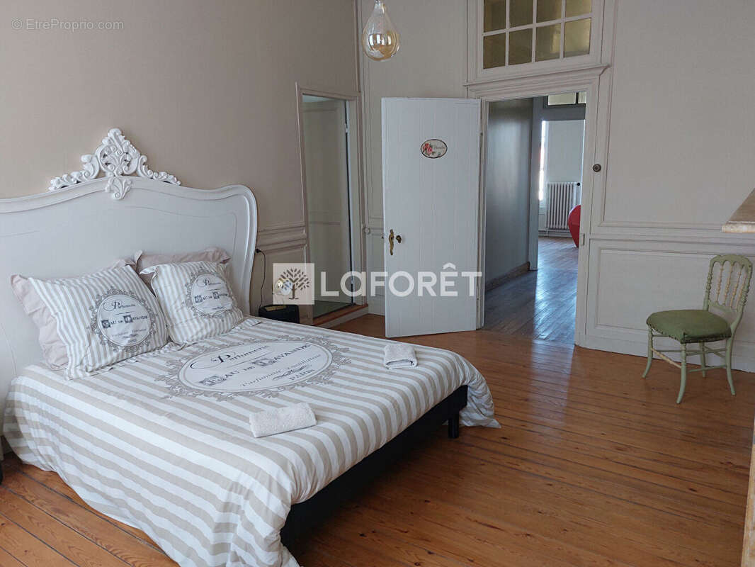 Maison à AUXI-LE-CHATEAU