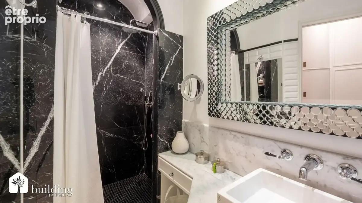 Paris 17e Arc de Triomphe - Appartement de réception 4 pièces de 178,99 m² - photo 17