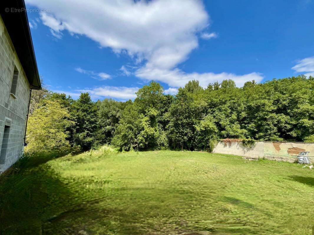 Maison à VEZERONCE-CURTIN