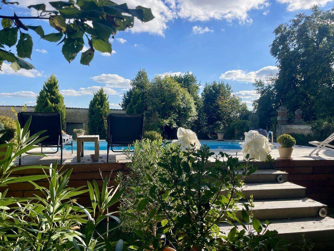 Maison à SAINT-DENIS-DU-PIN