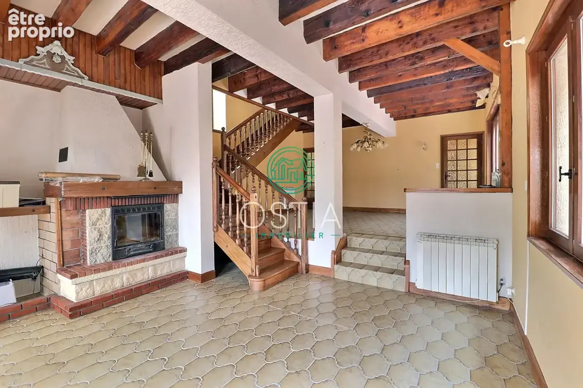 Maison Cellieu 6 pièce(s) 113 m2 - photo 2