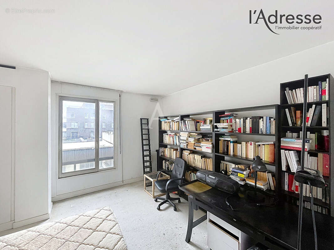Appartement à SURESNES