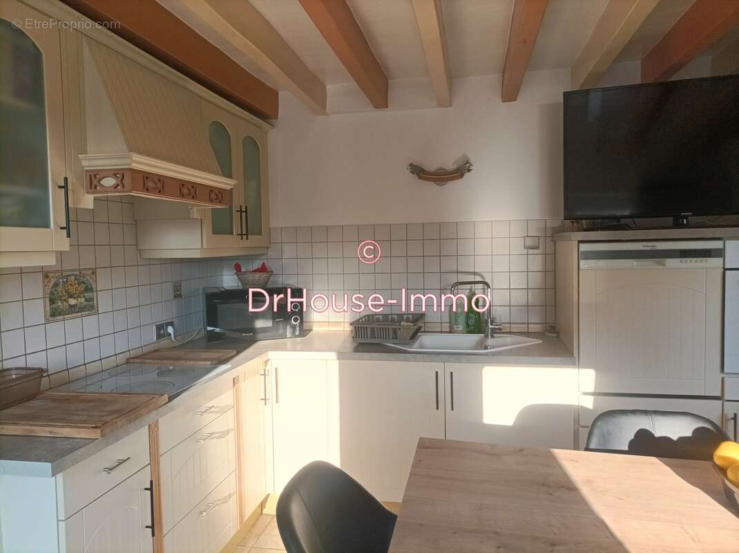 Maison à LA SELLE-SUR-LE-BIED