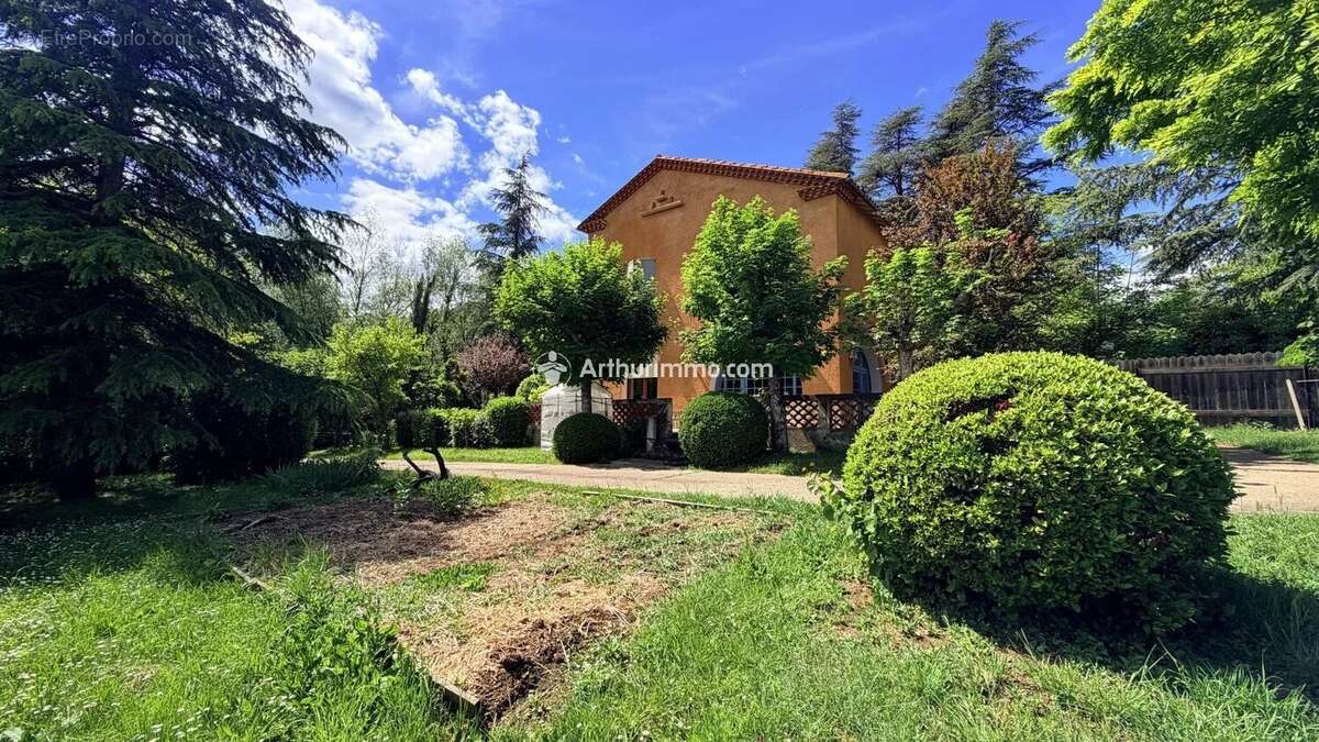 Maison à MILLAU