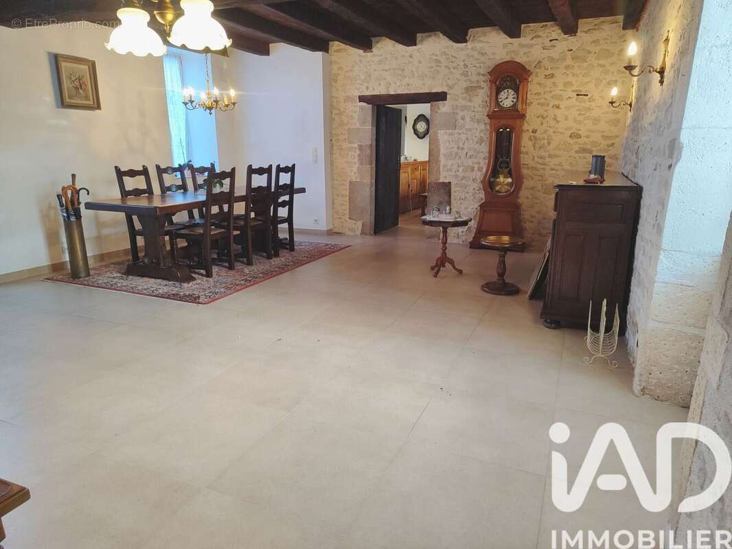 Photo 4 - Maison à SAINT-CLAUD