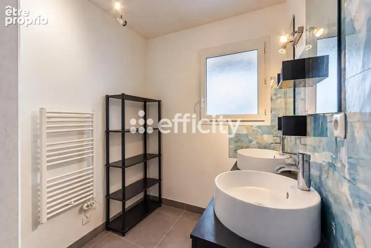 Maison 5 pièces 102 m² à vendre à Belleville (69220) - photo 8