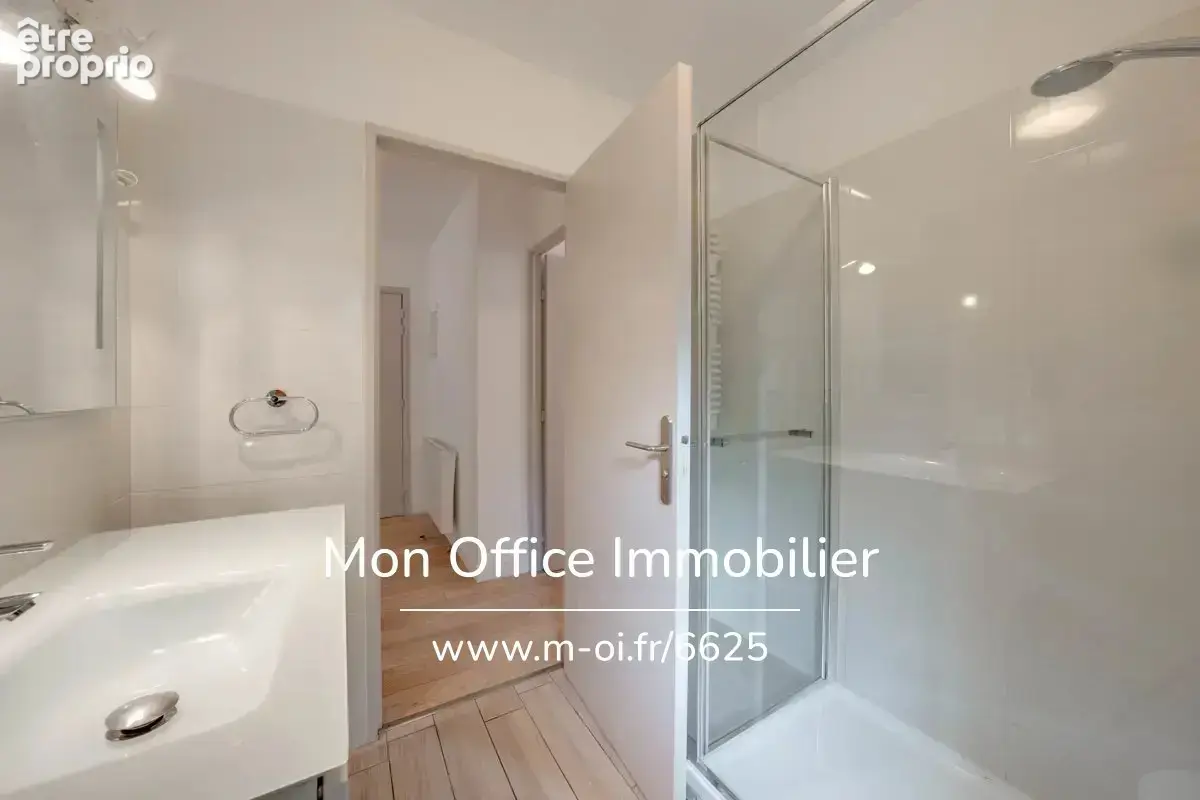 Référence : B491030-CLA - Appartement 2 pièces avec terrasse et box dans le 8e arrondissement de Marseille - photo 8