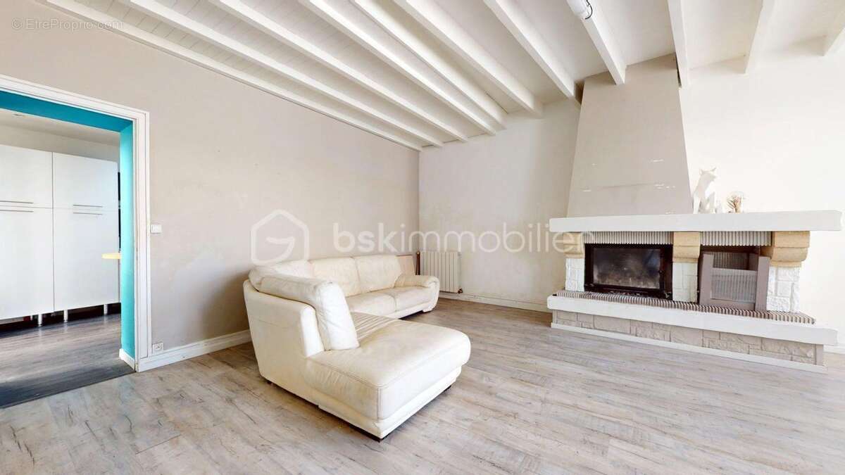 Maison à PONT-L'ABBE-D'ARNOULT