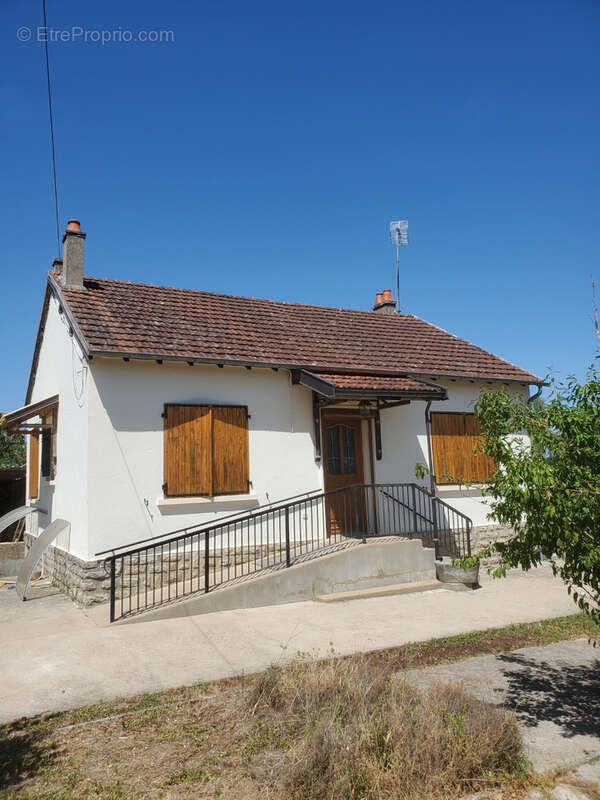 A 10 mn de Decize, maison habitable de suite - photo 2