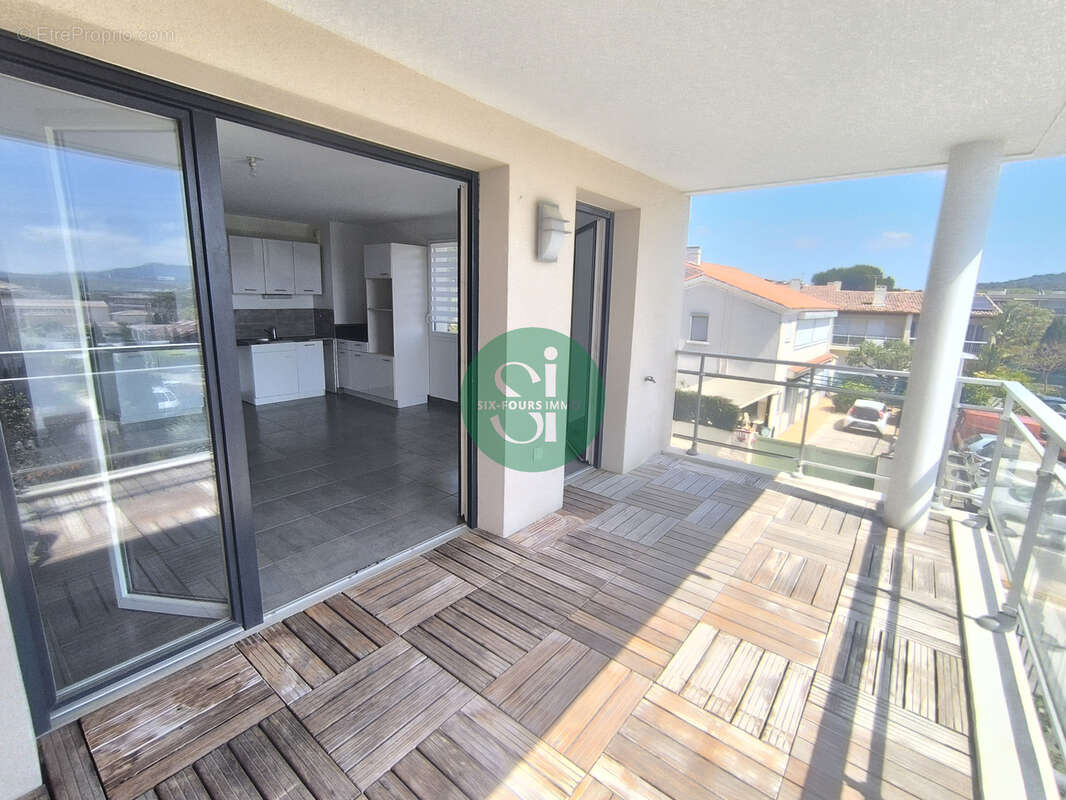 Appartement à SIX-FOURS-LES-PLAGES