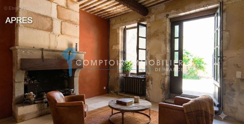 DPT(30)  Vallabrègues  Rare ! Maison de village d'architecte avec piscine intérieure et cour intime - photo 12