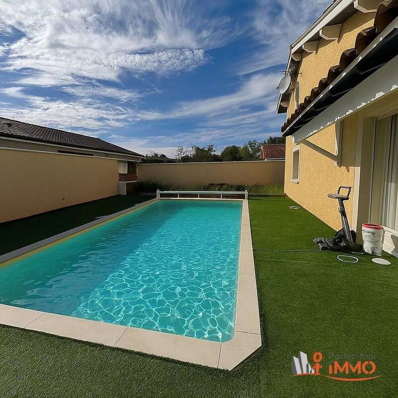 Maison à MONTVERDUN