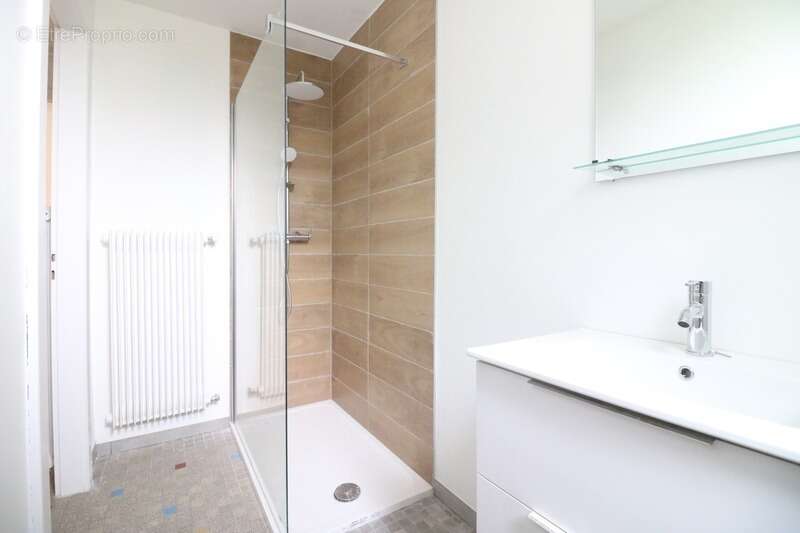 Appartement à SEREMANGE-ERZANGE