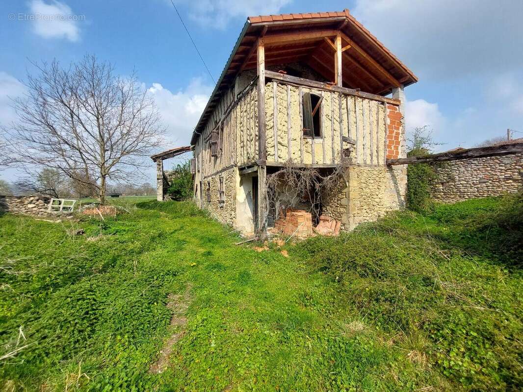 20260323112036 - Maison à SAINT-GIRONS