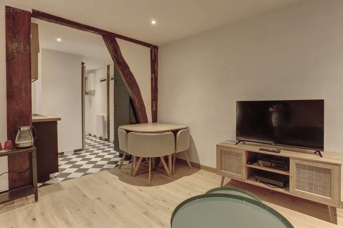 Appartement à VERSAILLES
