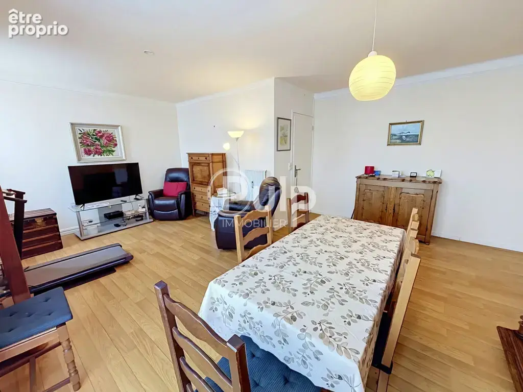 MOUVAUX Centre — Appartement en exclusivité, tout à pied & tram Trois Suisses - photo 3