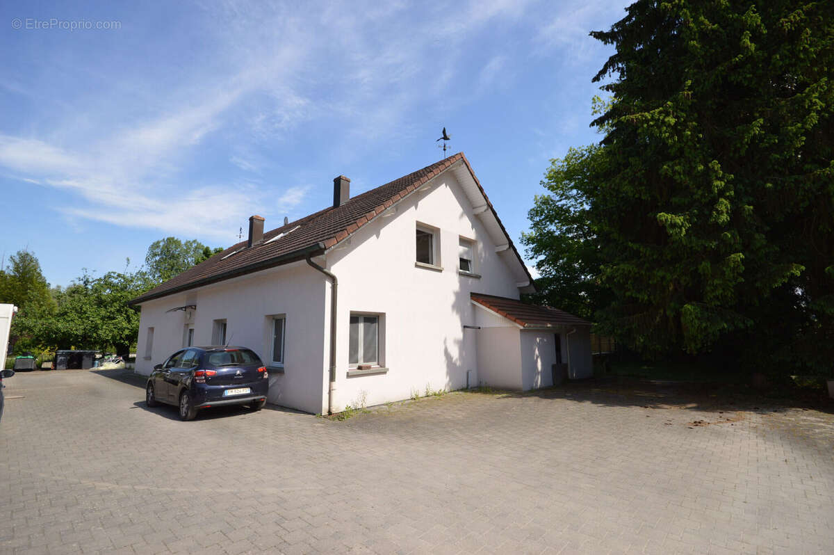 Photo 2 - Maison à SAINTE-SUZANNE