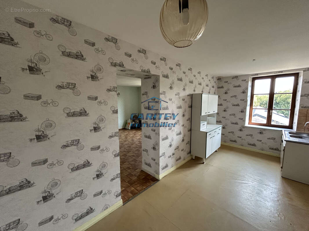 Appartement à LUXEUIL-LES-BAINS