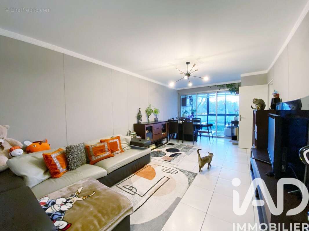 Photo 3 - Appartement à SURESNES