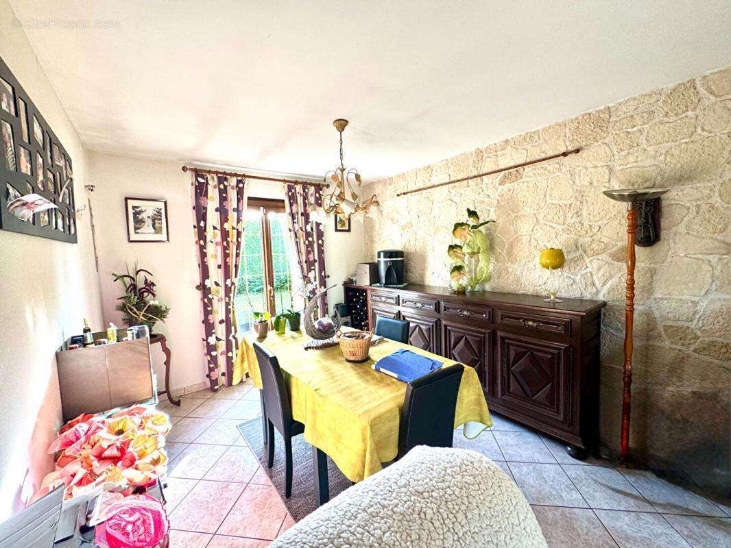 Maison à TROSLY-BREUIL