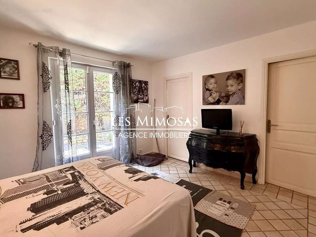 Maison à FREJUS