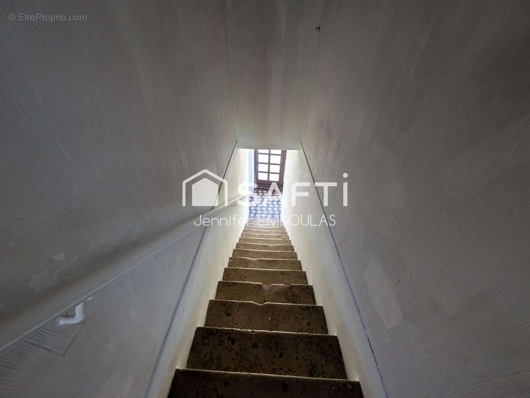 Photo 6 - Maison à SAINT-MORILLON