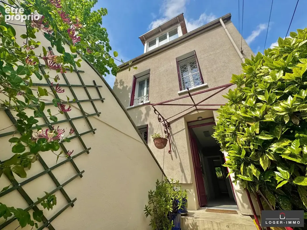 Maison à LE PERREUX-SUR-MARNE