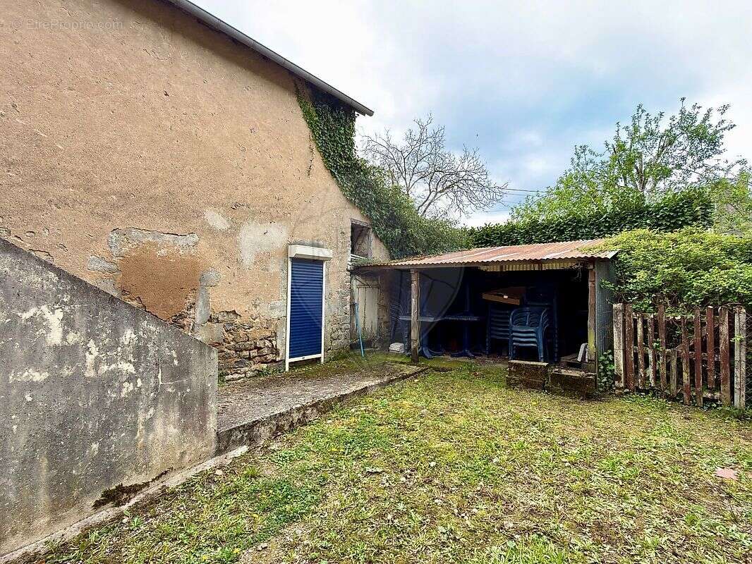 Maison à TAMNAY-EN-BAZOIS