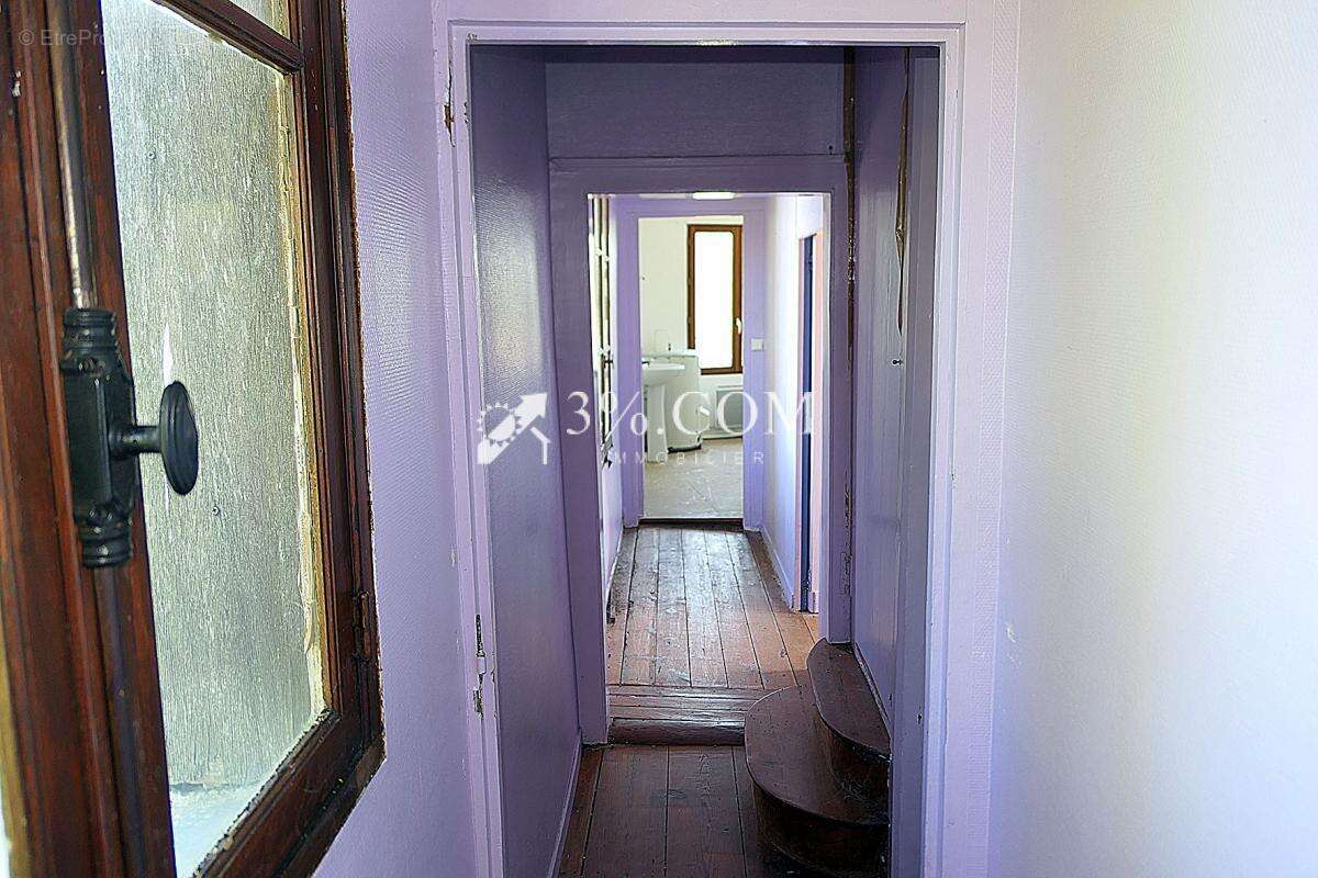 Maison à BURES-EN-BRAY