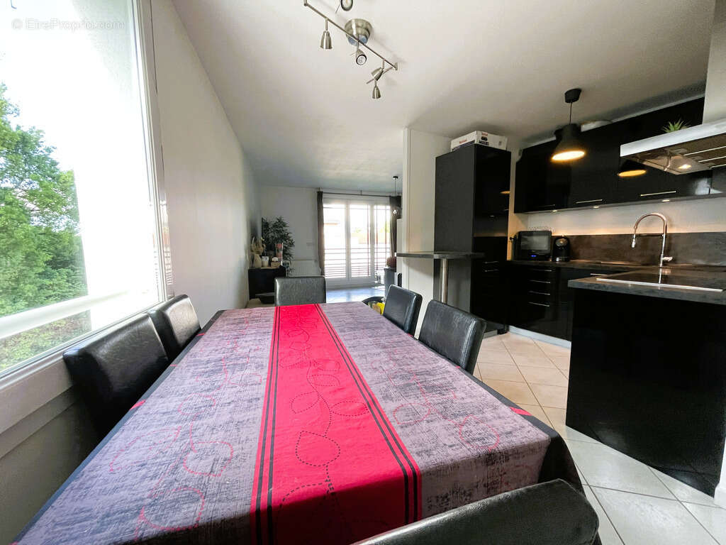 Appartement à GIERES