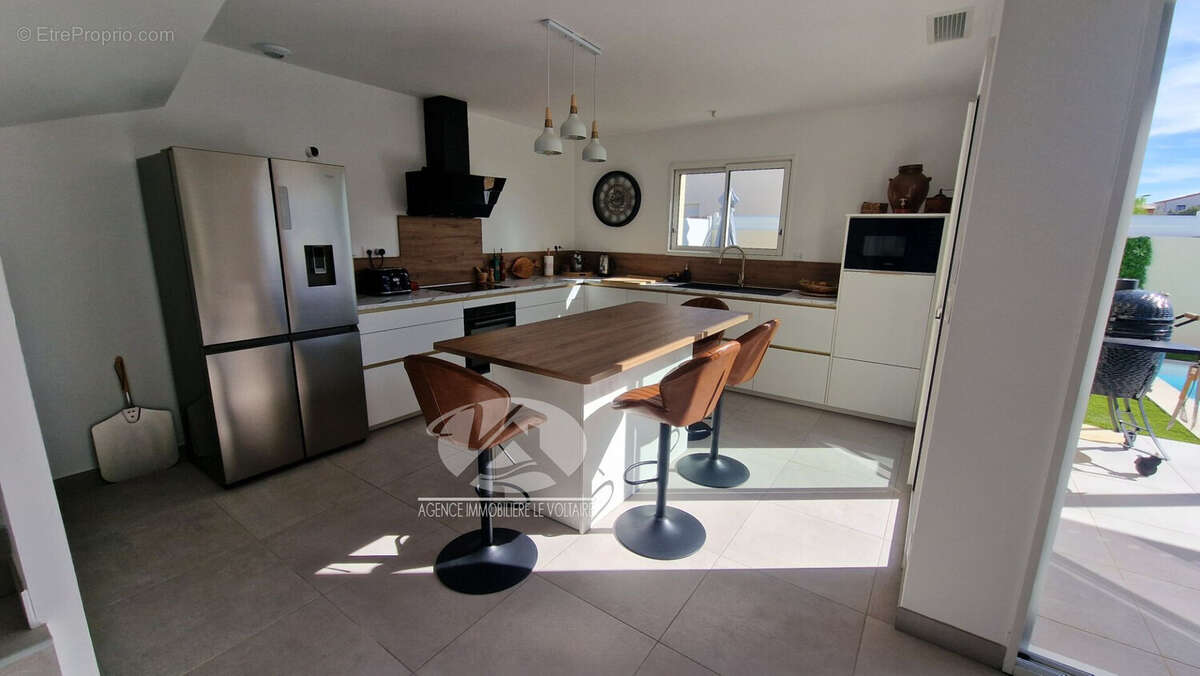 Maison à NISSAN-LEZ-ENSERUNE