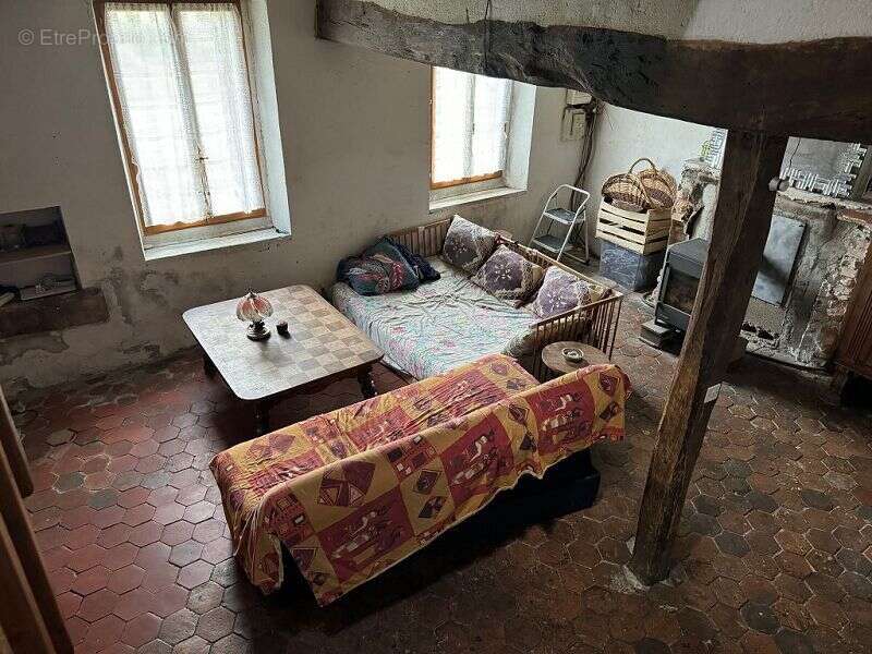 Maison 94 m² à Pont-Sur-Yonne  - photo 3