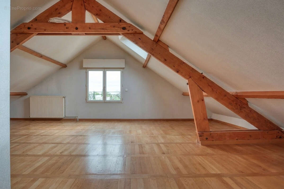 Maison à LES MOLIERES
