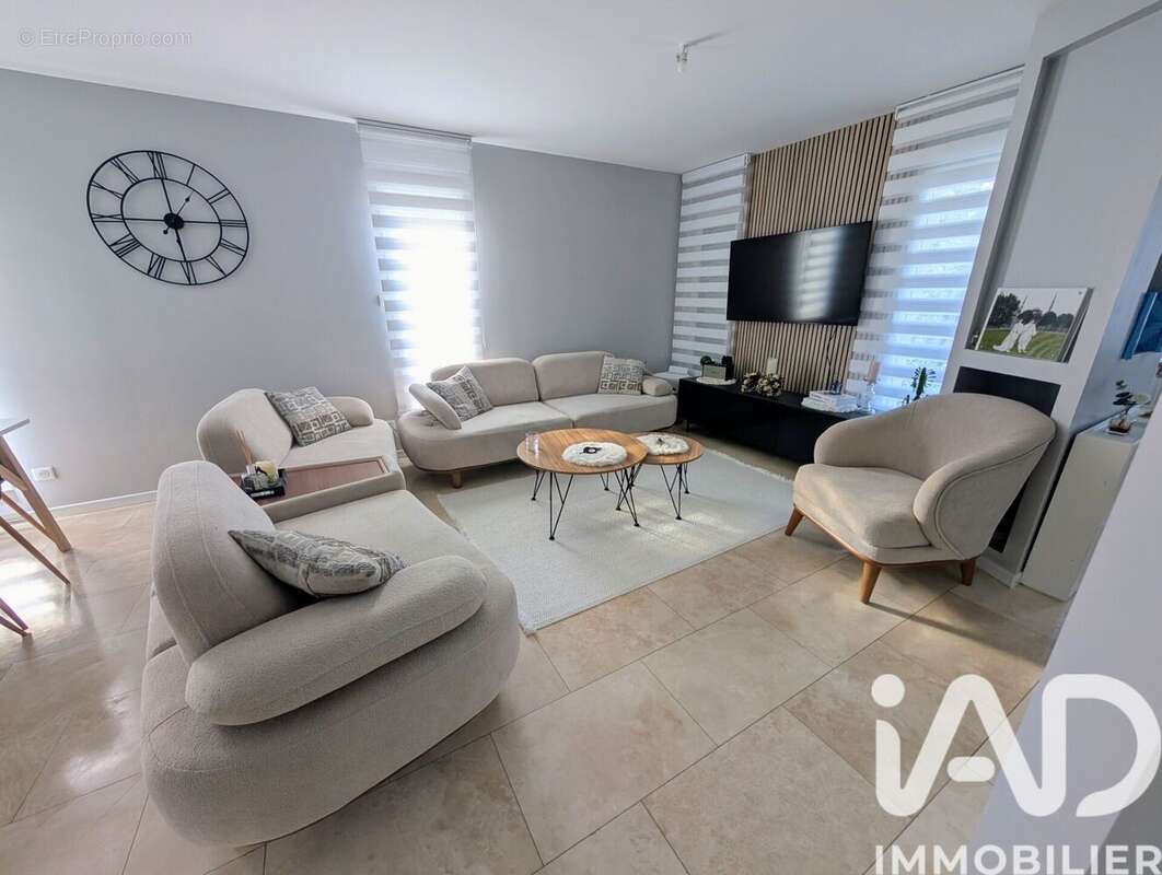 Photo 3 - Maison à SAINT-JEAN-DE-BRAYE