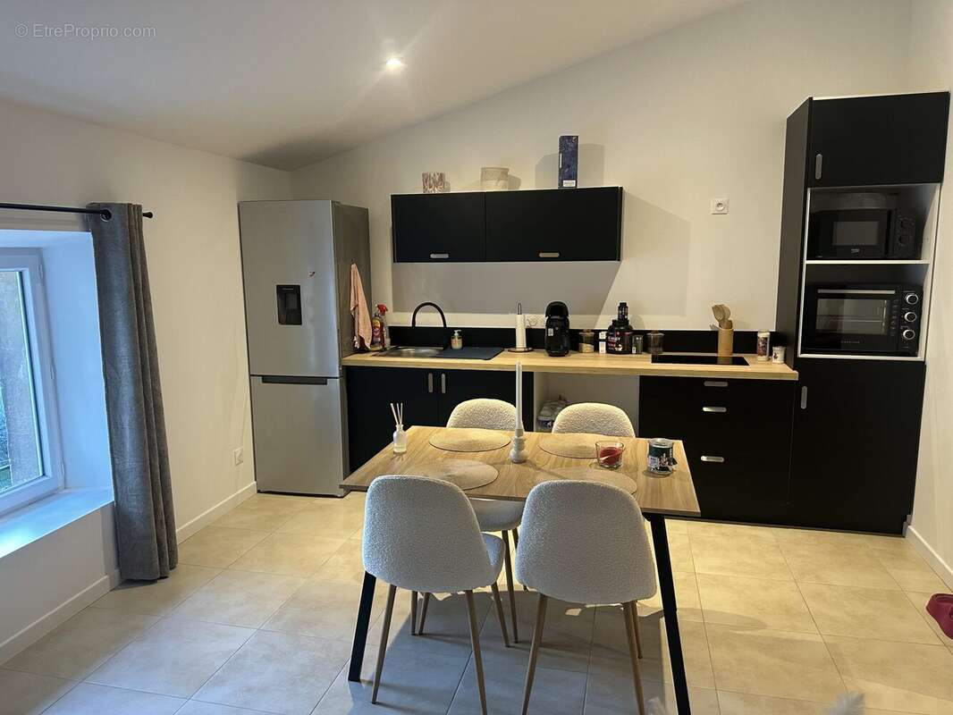 Appartement à SAINT-MAXIMIN-LA-SAINTE-BAUME