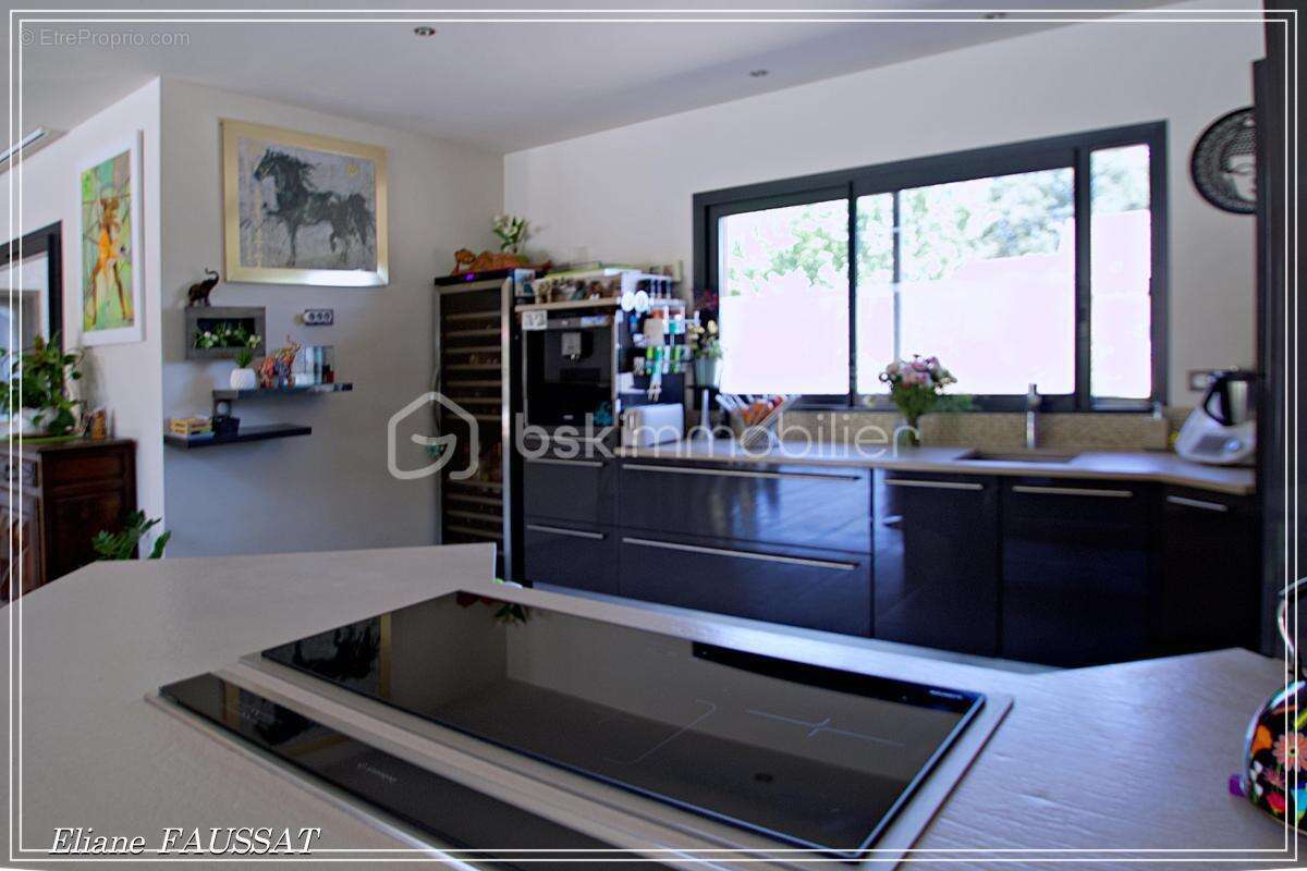Maison contemporaine d'exception, 235 m² de bien être et d'art de vivre sur 1818 m² de terrain - photo 13