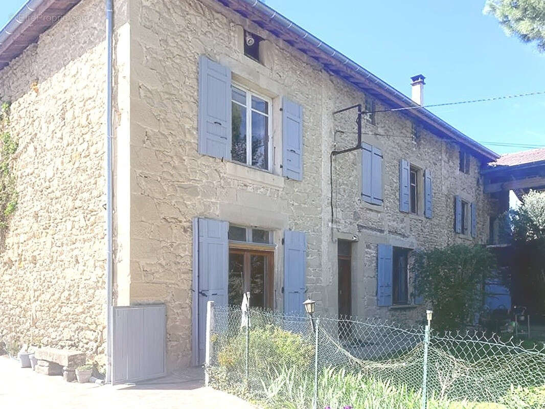 Maison à CHATILLON-SAINT-JEAN