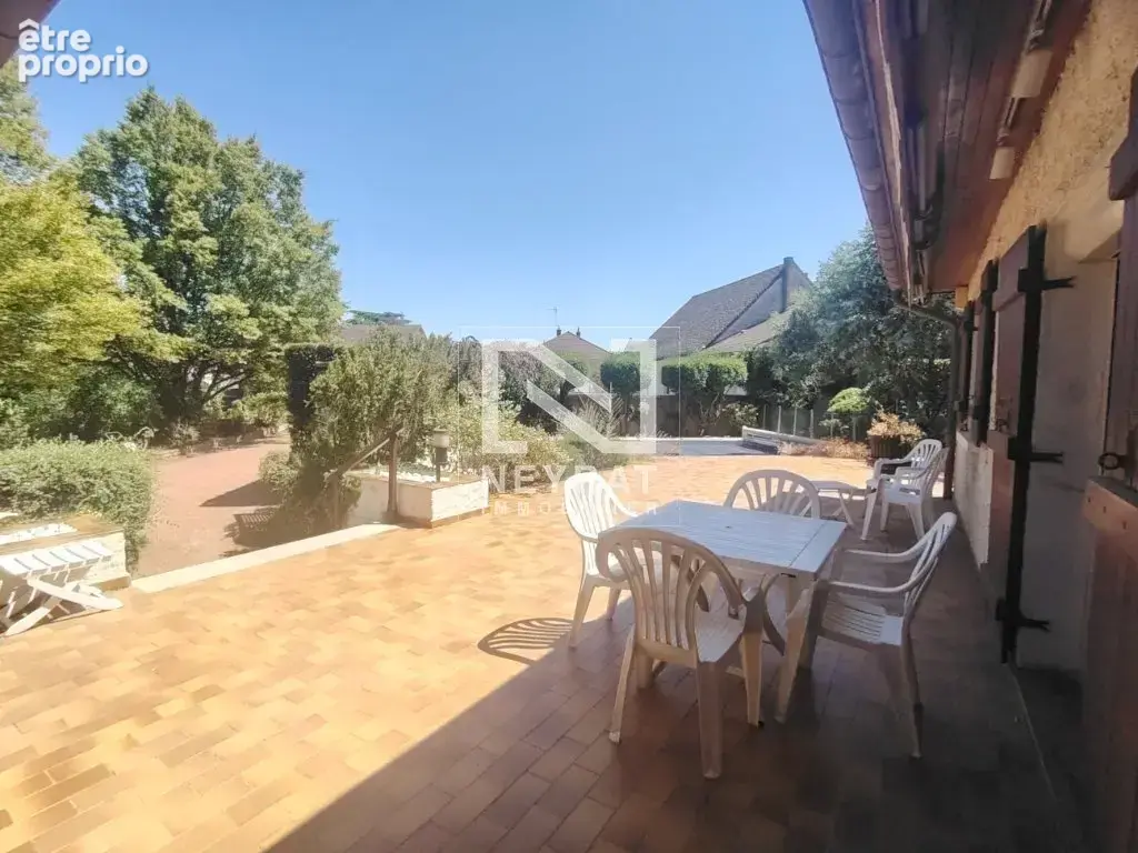 Maison 228 m² à Saint-Marcel  - photo 14