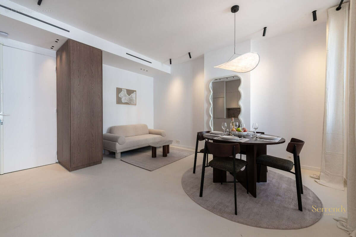 Appartement à CANNES
