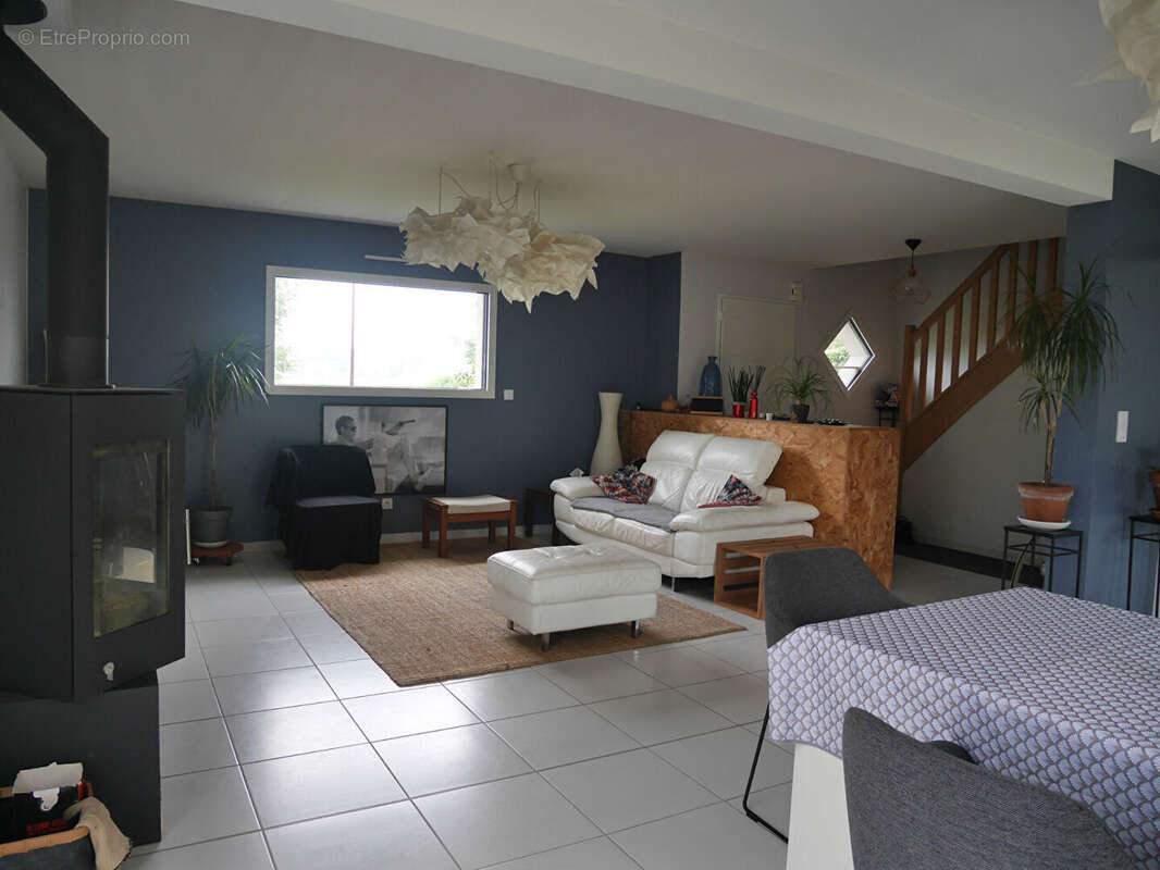 Maison à VILLERS-ECALLES