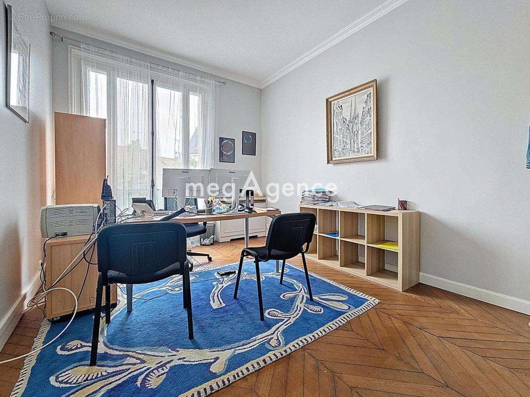 Appartement à MANTES-LA-JOLIE