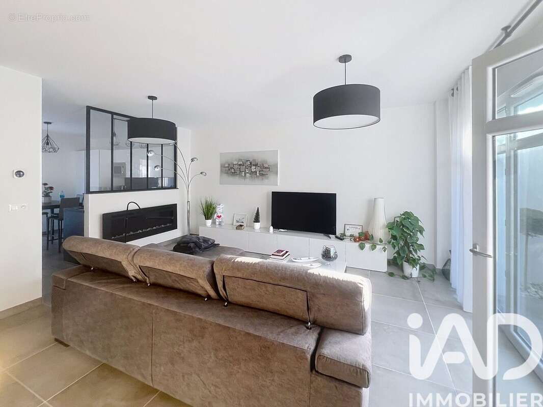 Photo 2 - Maison à LA JARNE
