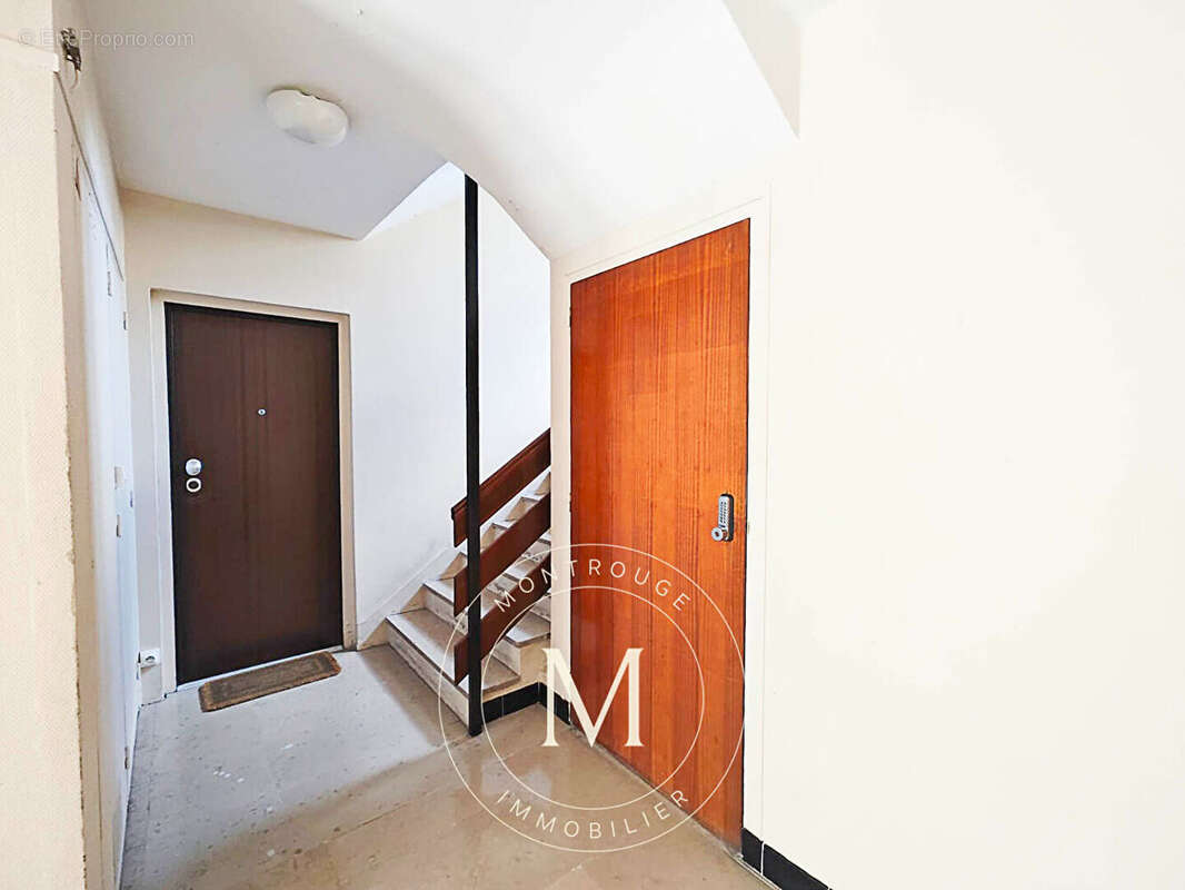 Commerce à MONTROUGE