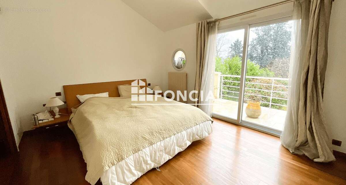 Maison à CHATENAY-MALABRY