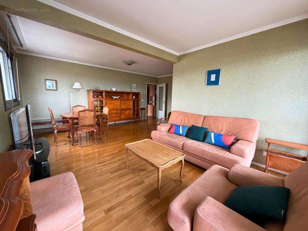 Appartement à LYON-5E