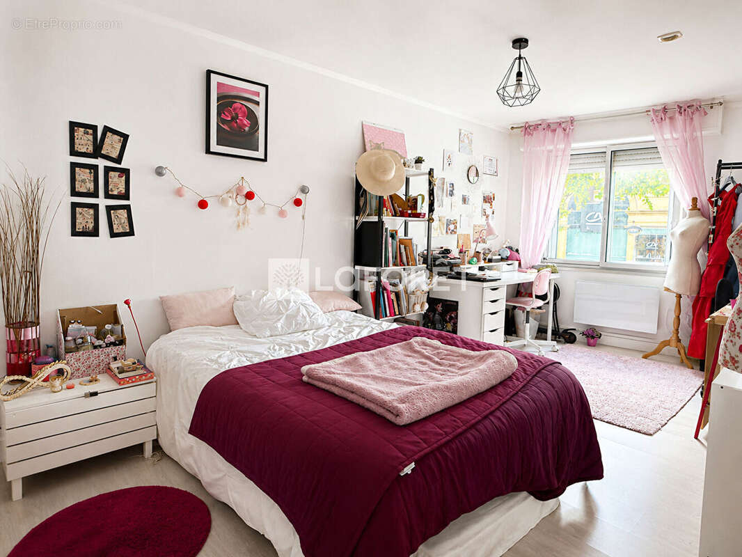 Appartement à SAINTES