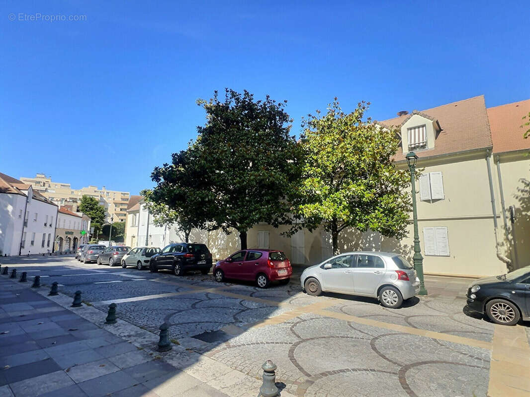 Appartement à THIAIS