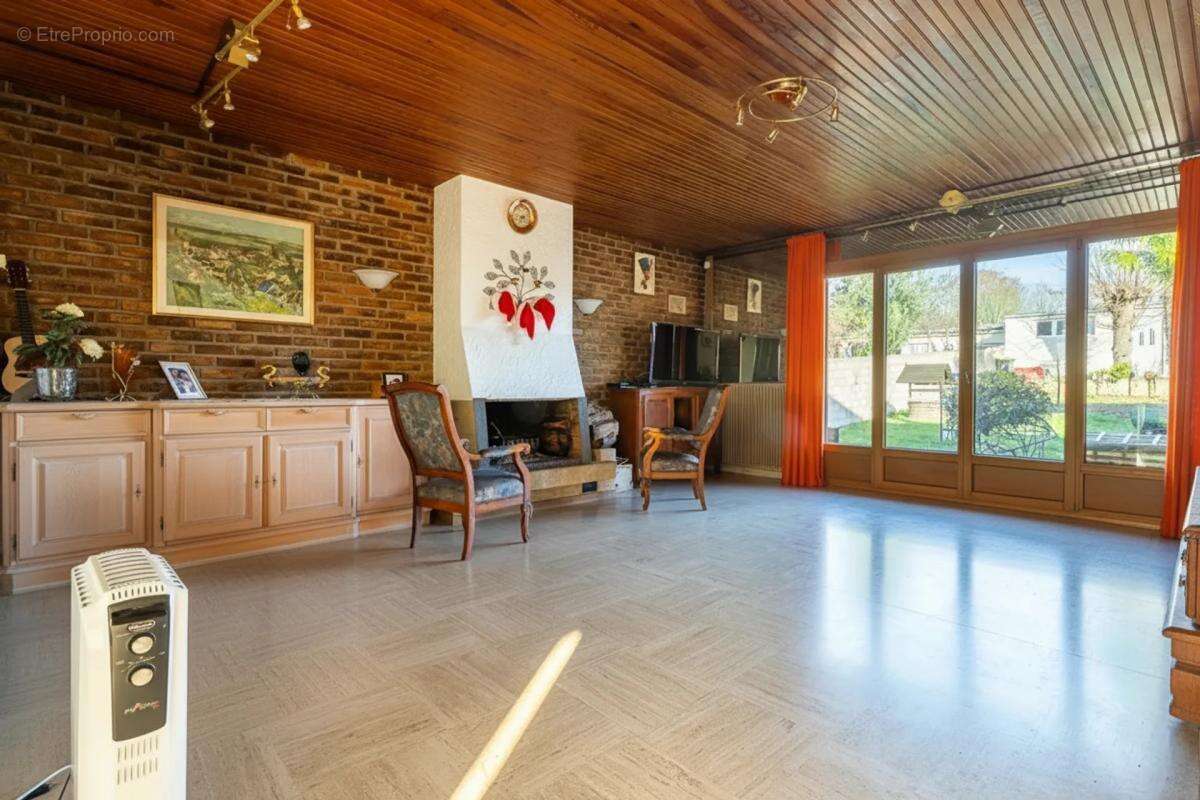 Maison à VILLENEUVE-SAINT-GEORGES