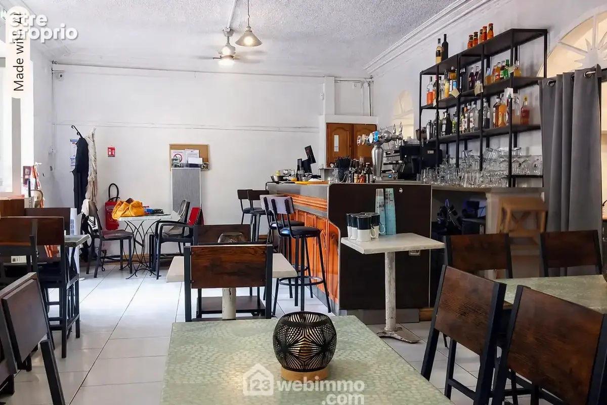 Commerce 60 m² à vendre à Entrecasteaux (83570) - photo 2